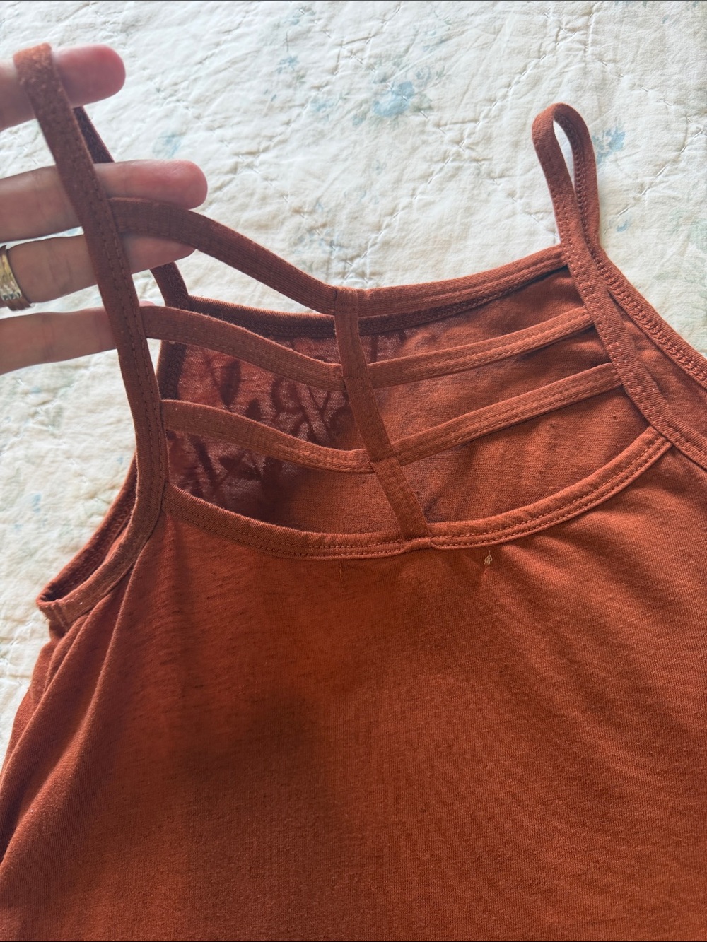 Boho Rusty Tank ๐ - Picture 3 of 4